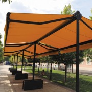 Store extérieur double pente avec lambrequin personnalisable