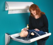 Table à langer avec ou sans ceinture de sécurité