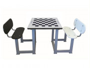 Table d’échecs extérieure pour personnes agées