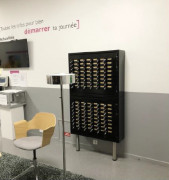 Table de recharge de 48 smartphones