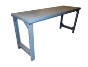 Table de travail métallique