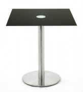 Table en verre carré noir
