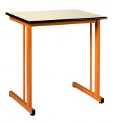 Table scolaire fixe à dégagement latéral renforts verticaux CARA - 1 ou 2 places - T4 à T7 - Dim. 70 x 50 cm ou 130 x 50 cm - Plateau mélaminé ou stratifié