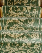 Tapis d'escalier avec bordure