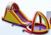 Toboggan aquatique avec piscine ronde