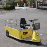 Tracteur électrique utilitaire