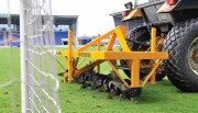 Scarificateur pelouses espaces verts et terrains de sport