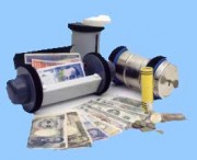 Tube pneumatique pour le transfert de fonds