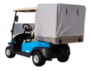 Véhicule électrique utilitaire avec caisson arrière bâché